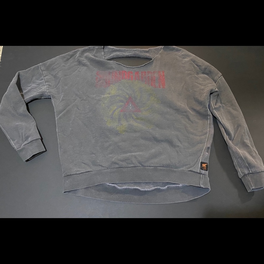Soundgarden distressed sweatshirt | Daydreamer